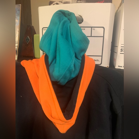 Gorgeous Rare Vintage Miami Dolphins Starter Hoodie - Picture 4 of 7